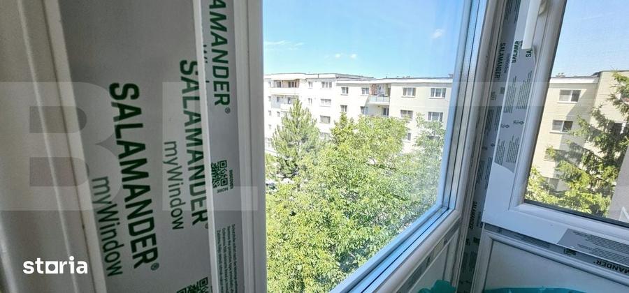 Apartament cu 3 camere decomandat în Lenin