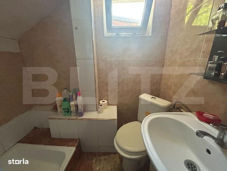 Casă cu 4 camere în Central