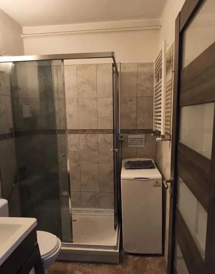 Garsonieră decomandată în Central