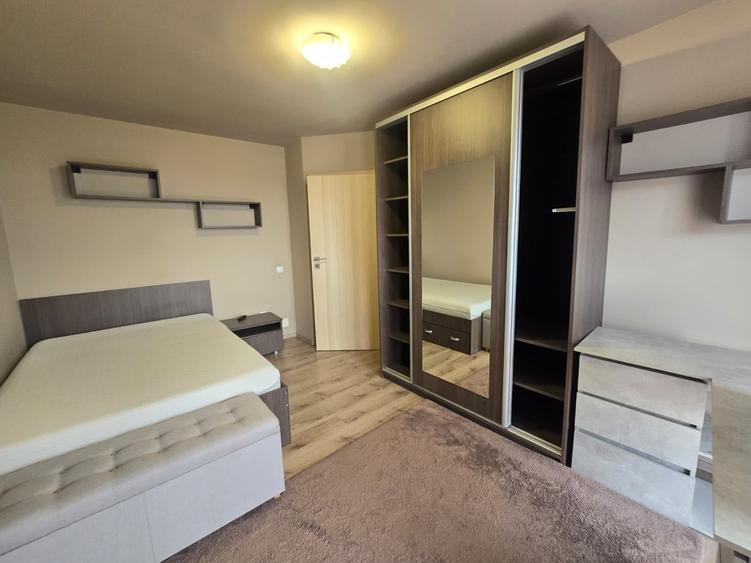 Duplex cu 4 camere cu Canalizare în Florești