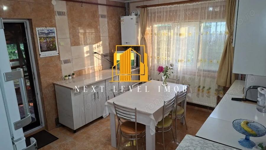 Casă cu 4 camere cu Teren 1000 Mp în Central