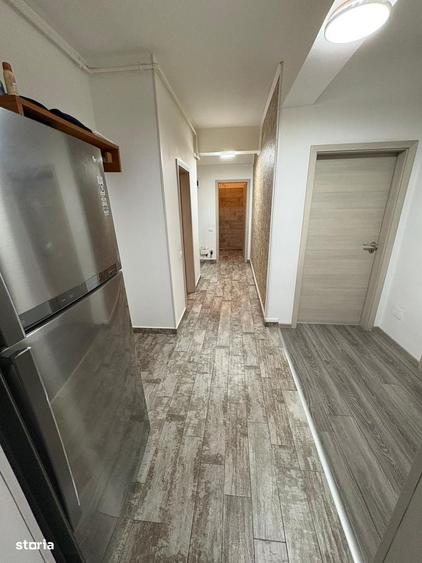 Apartament cu 3 camere în Berceni