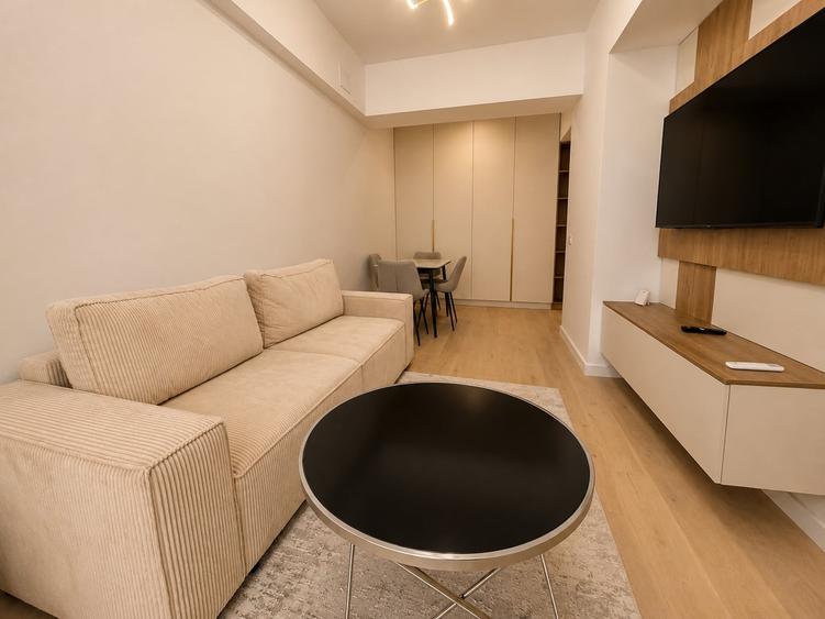 Apartament cu 2 camere decomandat, mobilat în Pipera