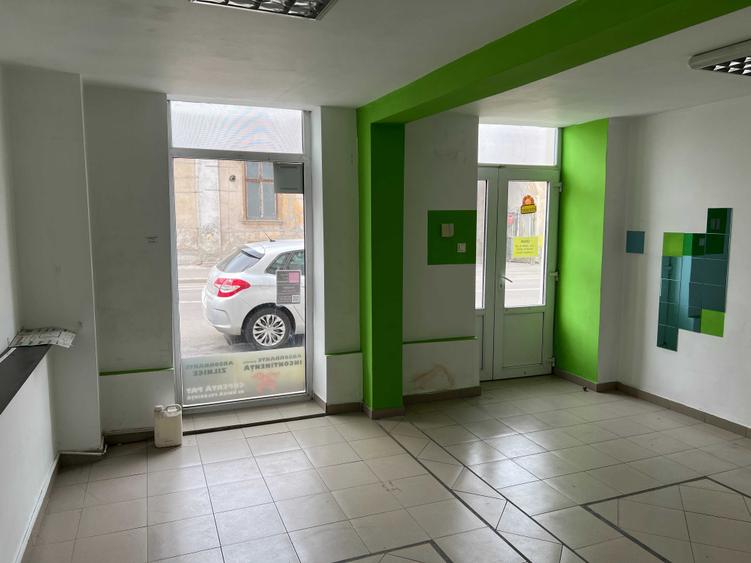 Spațiu comercial, de 97 mp, în Exterior Vest