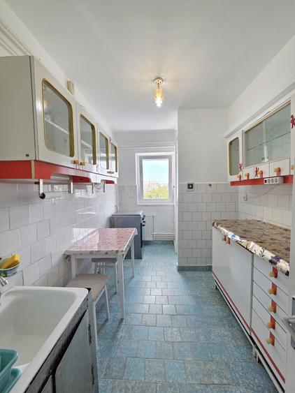 Apartament cu 2 camere decomandat în Mazepa 2