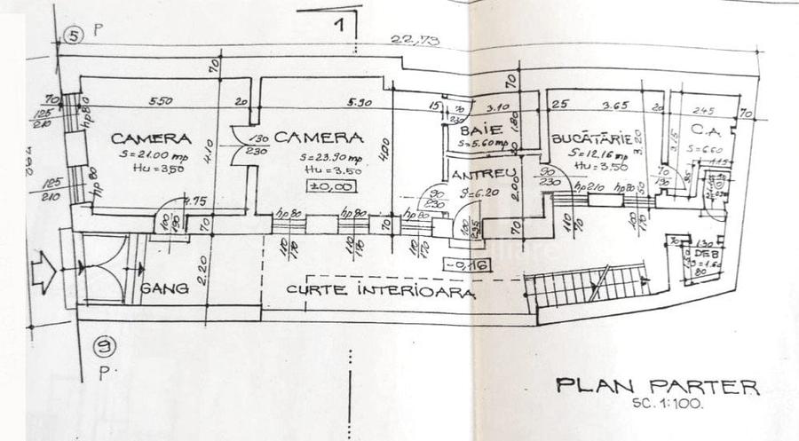 Casă individuală cu 12 camere cu Canalizare în Central