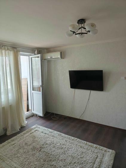 Apartament cu 2 camere semidecomandat în Micro 1