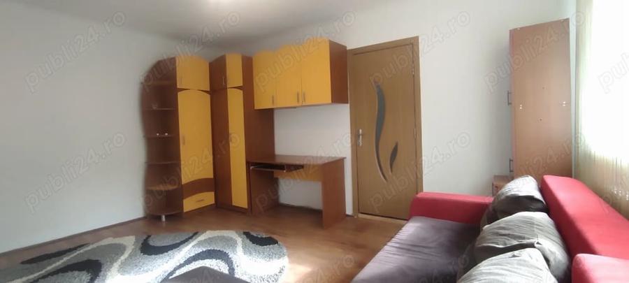 Apartament cu 2 camere semidecomandat în Moroasa 1
