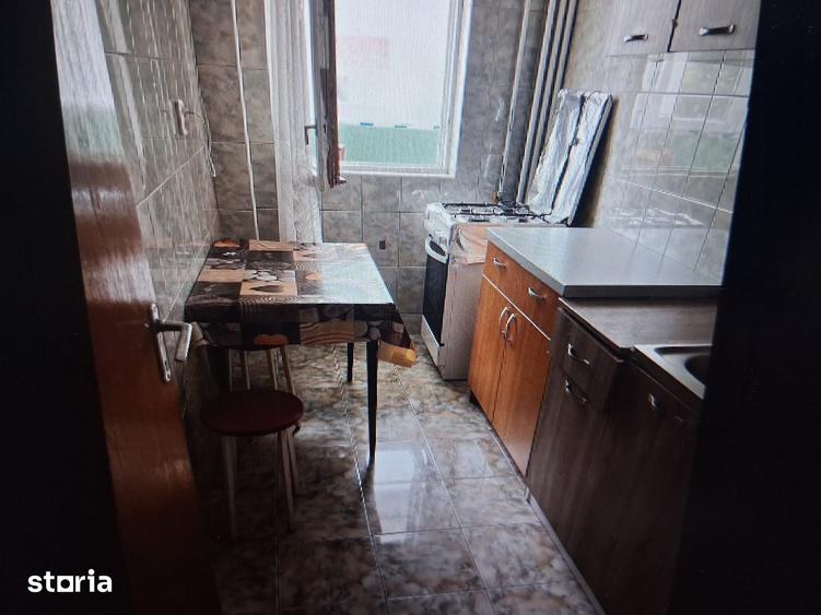 Garsonieră decomandată în Colentina