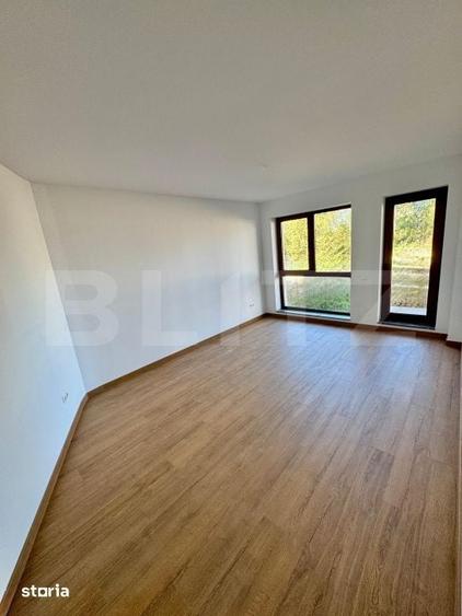 Apartament 2 camere, decomandat, cu terasa/ gradina 190 mp. + 1 loc de - 4