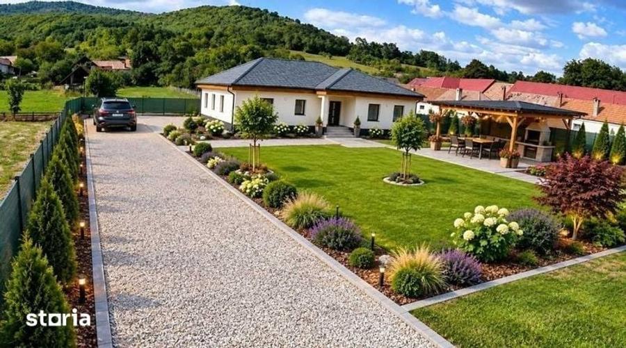 Casă cu 4 camere cu Teren 140 Mp în Noua