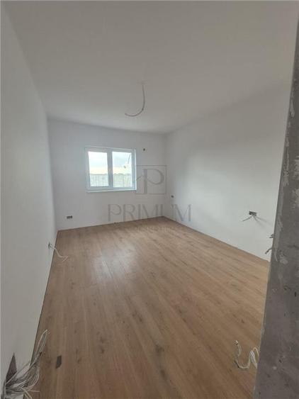 Duplex cu 4 camere cu Teren 375 Mp în Moșnița Nouă