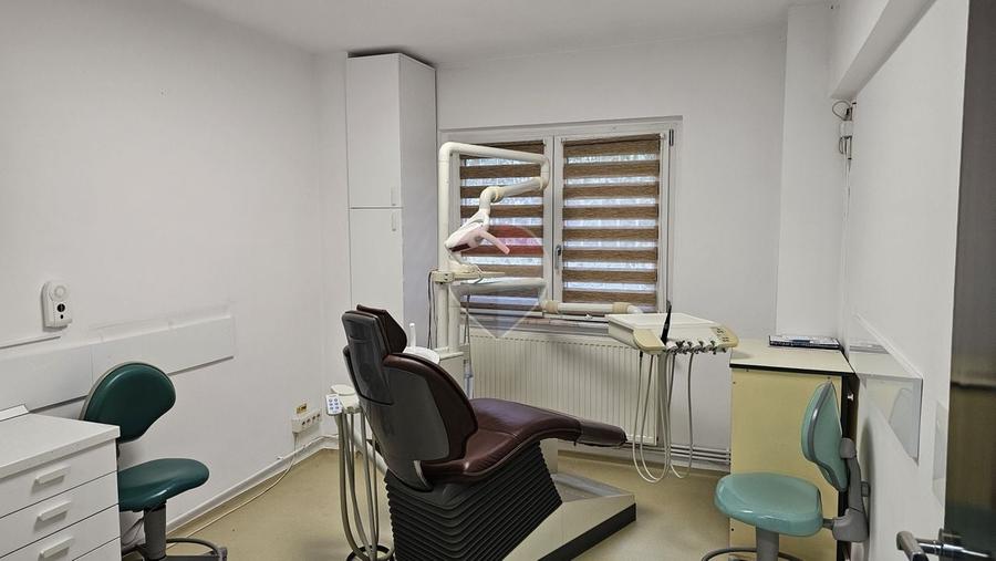 Spațiu comercial, de 62 mp, în Trivale