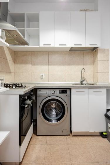 Apartament cu 2 camere decomandat, mobilat în Vatra Luminoasă