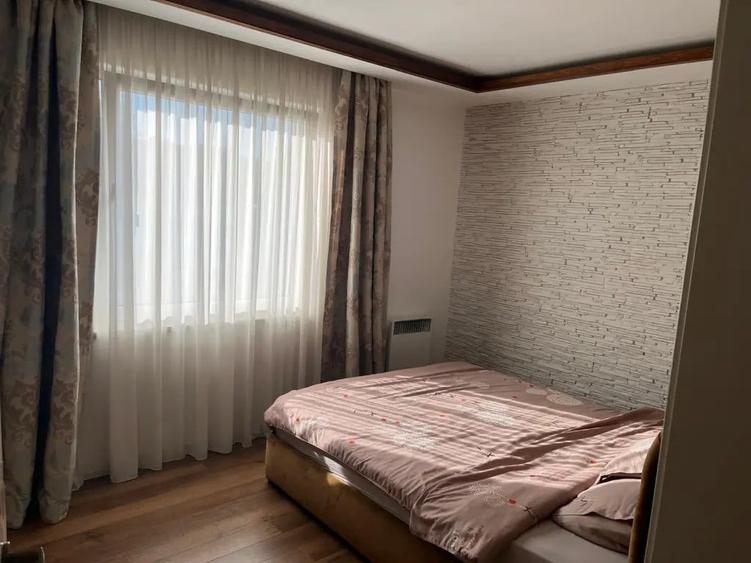 Casă cu 4 camere în Crihan