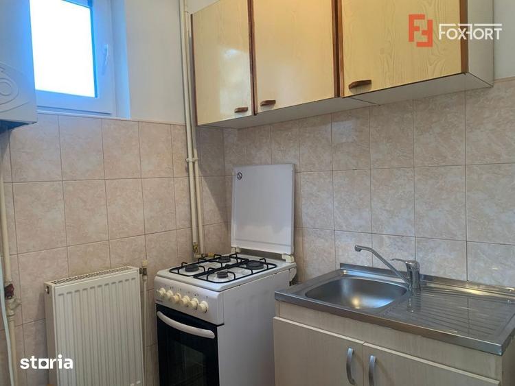 Apartament cu o camera de inchiriat, zona Dacia - 3