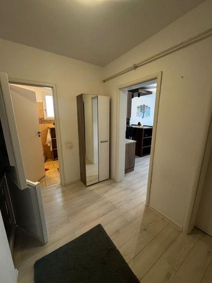 Apartament cu 2 camere decomandat în Sânpetru