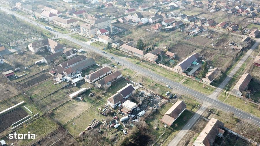 Teren de 3000 mp, în Orțișoara