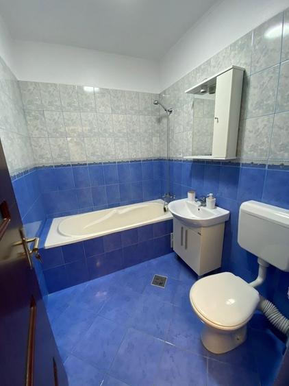 Apartament cu 2 camere decomandat în Ostroveni