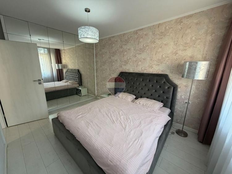 Apartament cu 2 camere decomandat, mobilat în Decebal