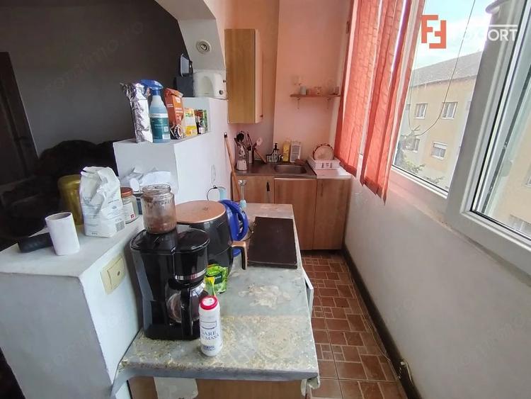 Apartament cu 3 camere în Dâmbovița