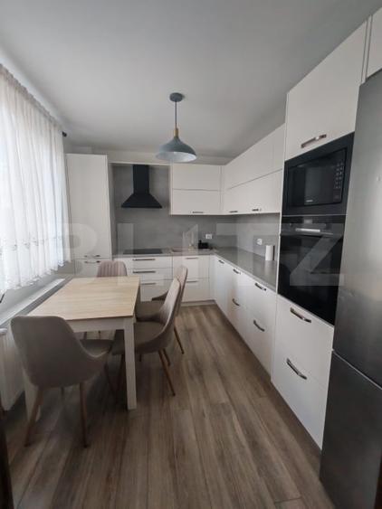 Apartament 3 camere de vanzare cu parcare inclusa, zona Subcetate - 1