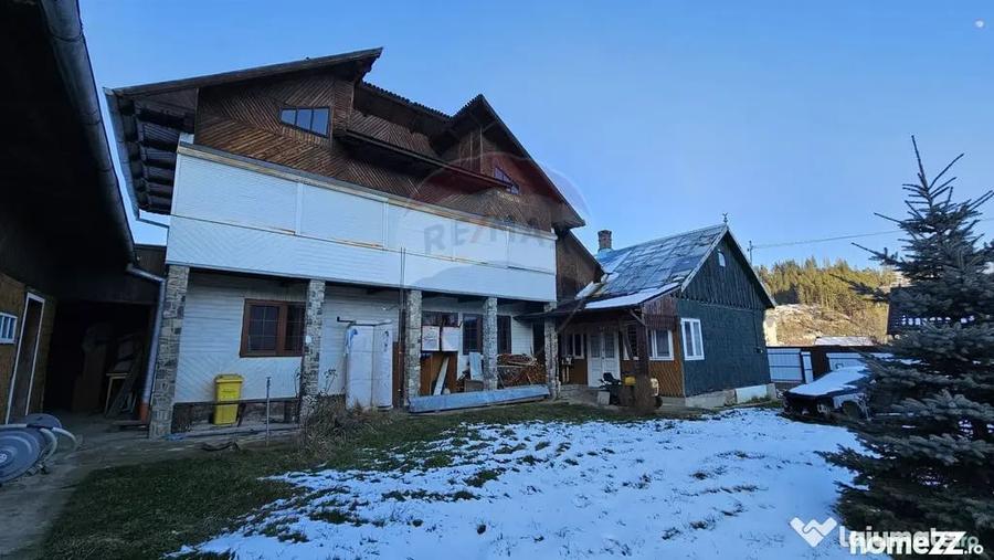Casă cu 6 camere cu Teren 2803 Mp în Central