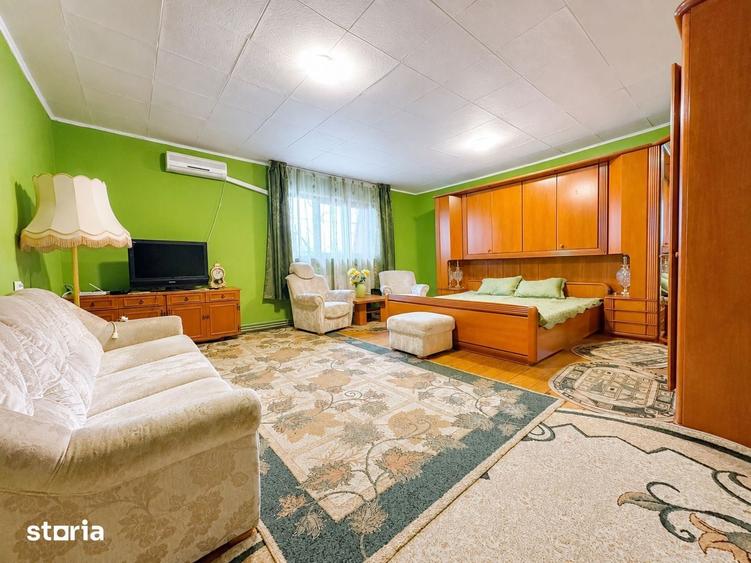 Apartament cu 4 camere în Mehala