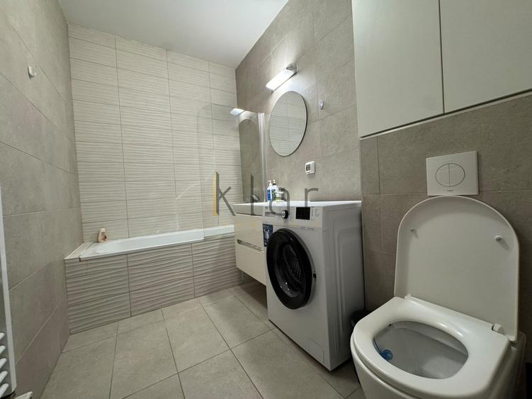 Apartament cu 2 camere semidecomandat, mobilat în Central