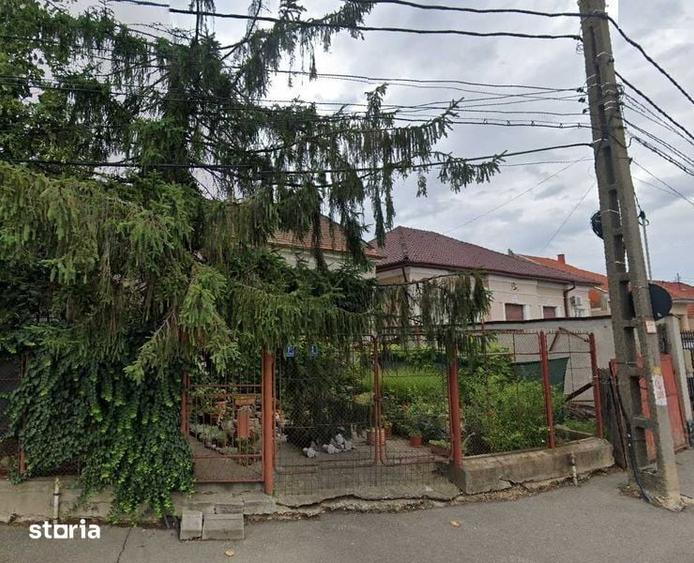 Casă cu 4 camere cu Teren 222 Mp în Nufărul