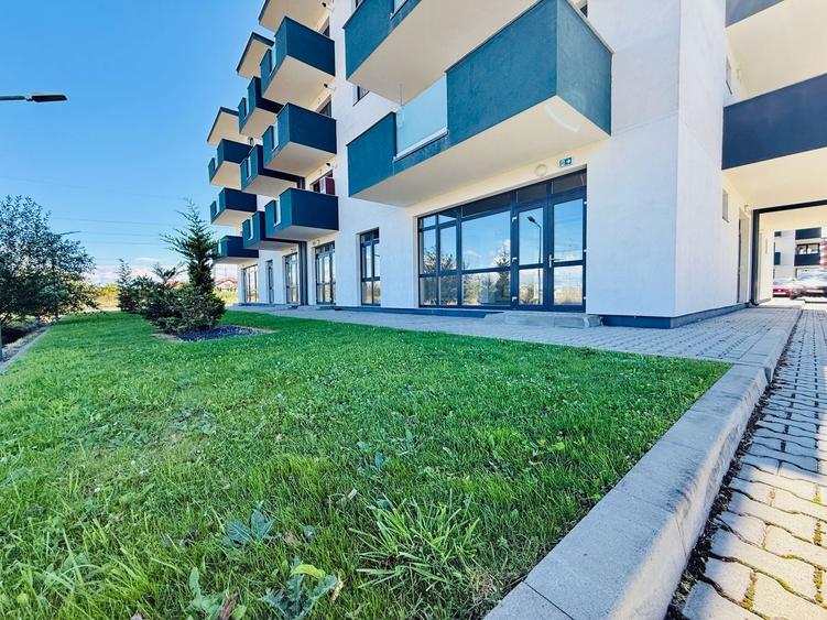 Spațiu comercial, de 259 mp, în Periferie