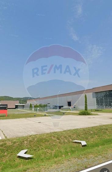 Spațiu comercial, de 2,600 mp, în Tăuții-Măgherăuș