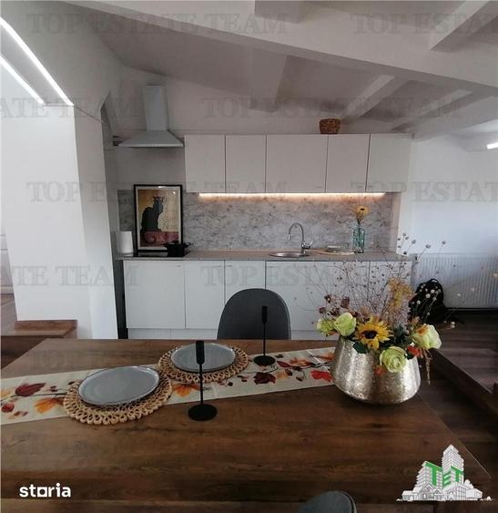 Apartament cu 4 camere decomandat în Central