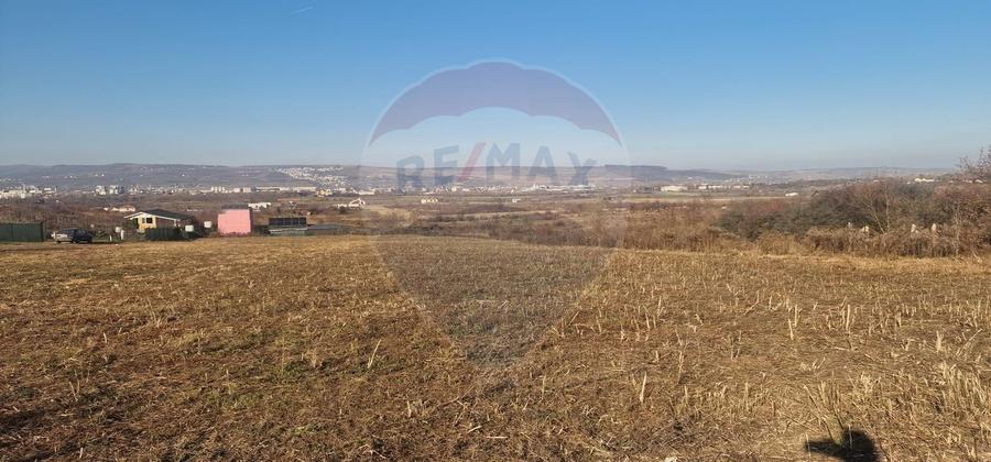 Teren Construcții intravilan de 518 mp, în Sopor