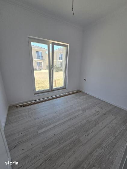 Duplex pe parter Mosnita Noua - 3