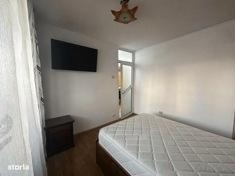 Apartament cu 3 camere decomandat în Ostroveni