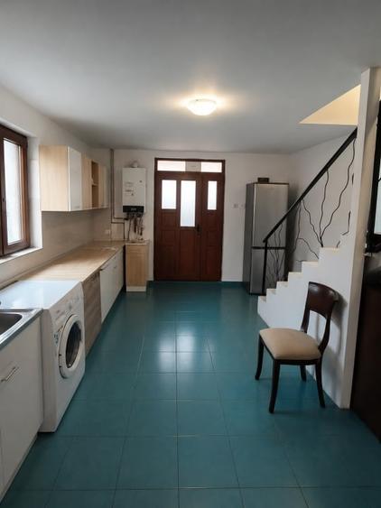 Casă individuală cu 3 camere cu Teren 400 Mp în Exterior Vest