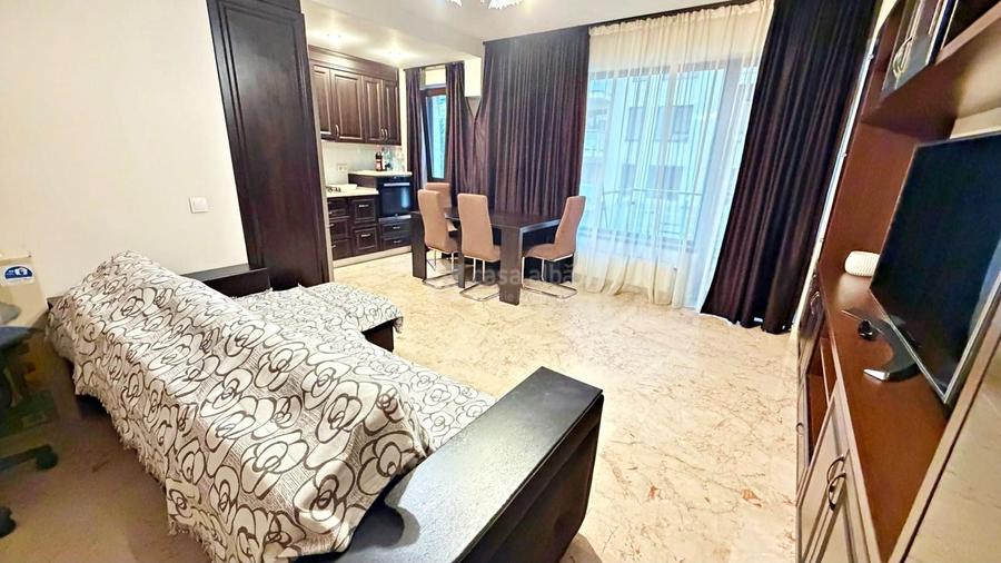 Apartament cu 3 camere semidecomandat, mobilat în Copou