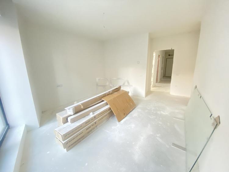 Apartament cu 3 camere decomandat în 13 Septembrie