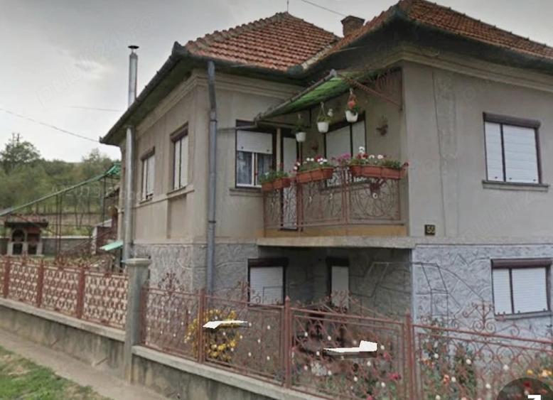 Casă cu 3 camere cu Teren 860 Mp în Mera