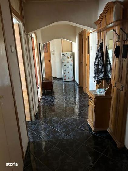 Apartament cu 3 camere decomandat, mobilat în Nicolae Grigorescu