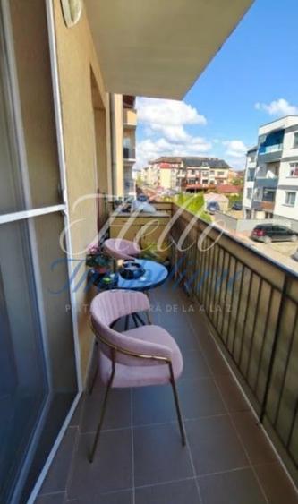 Apartament cu 3 camere semidecomandat în Florești