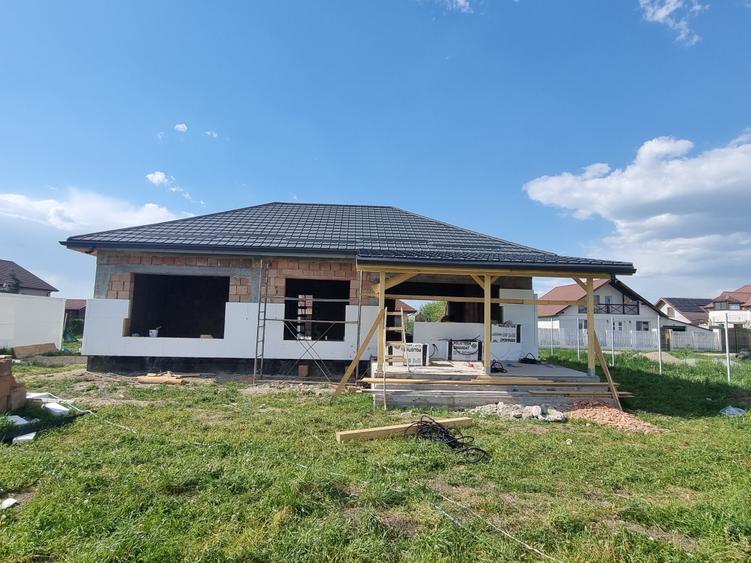Casă individuală cu 3 camere cu Canalizare în Bod