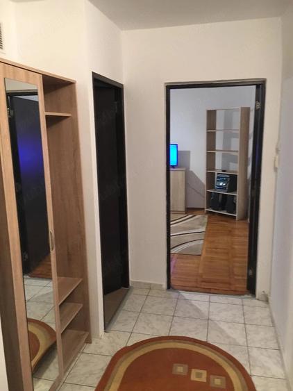 Apartament 1 camera decomandat etaj 2 Aradului aproape de Piata Verde amenajat mobilat utilat - 4