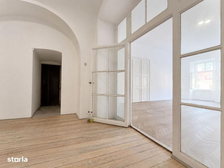 0 % Comision, 2 camere, parcare - cladire an 1654 - Centru istoric - 12