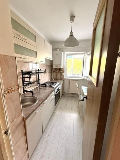 Apartament cu 2 camere decomandat în Nicolina