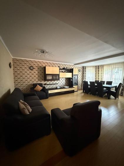 Casă cu 4 camere în Cobadin