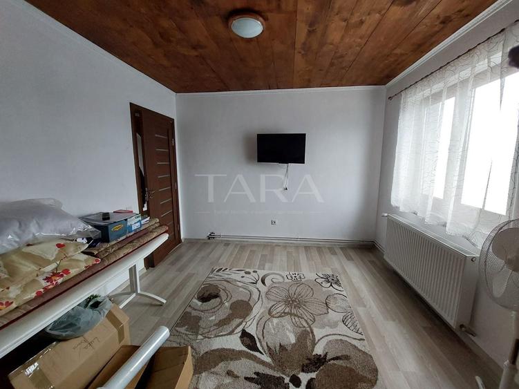 Casă individuală cu 3 camere cu Canalizare în Sânnicoară