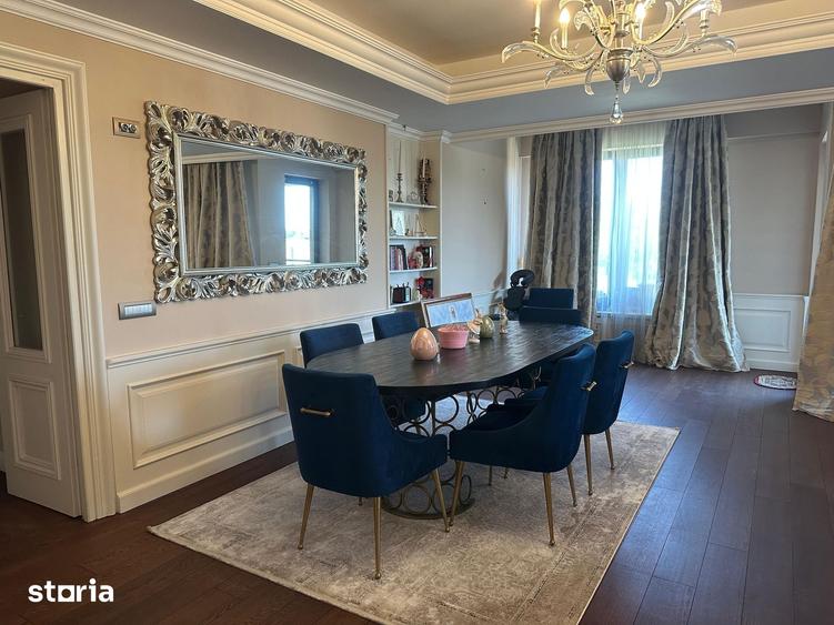 Apartament cu 5 camere în Arcul de Triumf