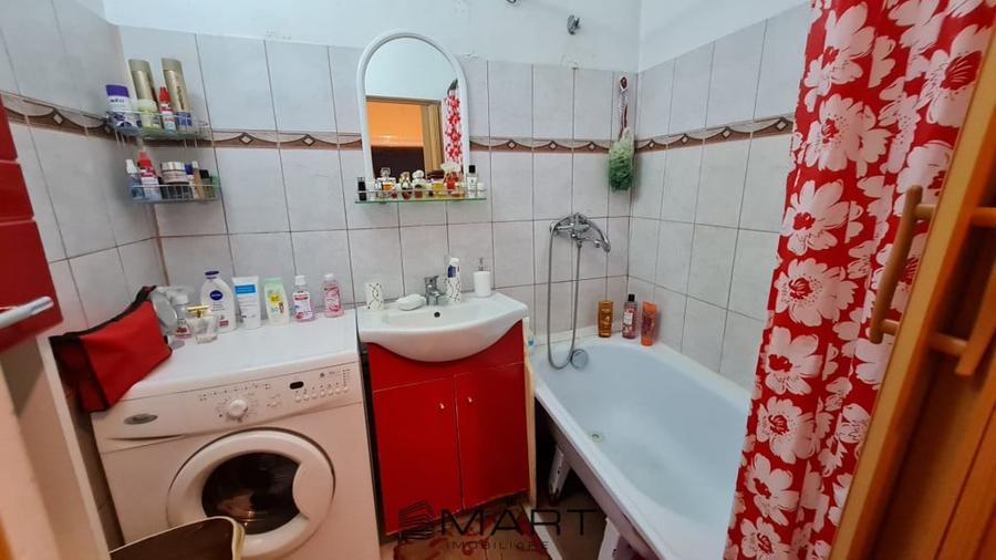 Casă cu 2 camere cu Teren 200 Mp în Central